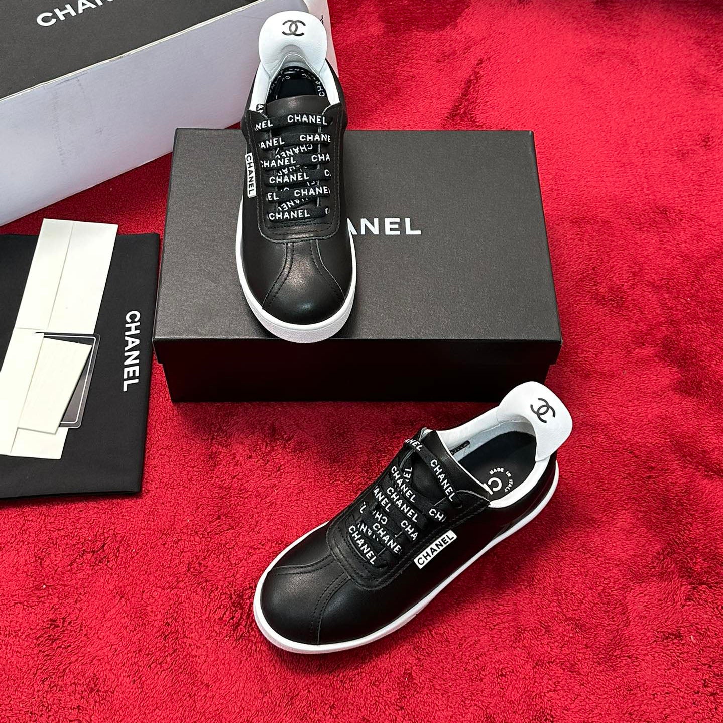 CH Fashion Lace-Up Sneakers XC24092327