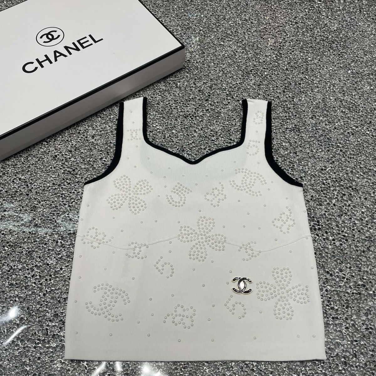 New Sleeveless Top Design Sense Short Sling Base Shirt 1024031115