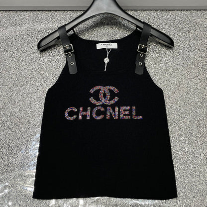 New fashion and versatile personalized leather patchwork vest 1024052405