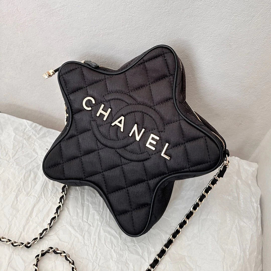 New fashion and versatile large-capacity star crossbody bag 1024022602