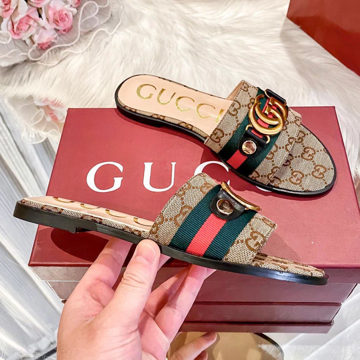 Classic Logo Woven Sandals 1025070209