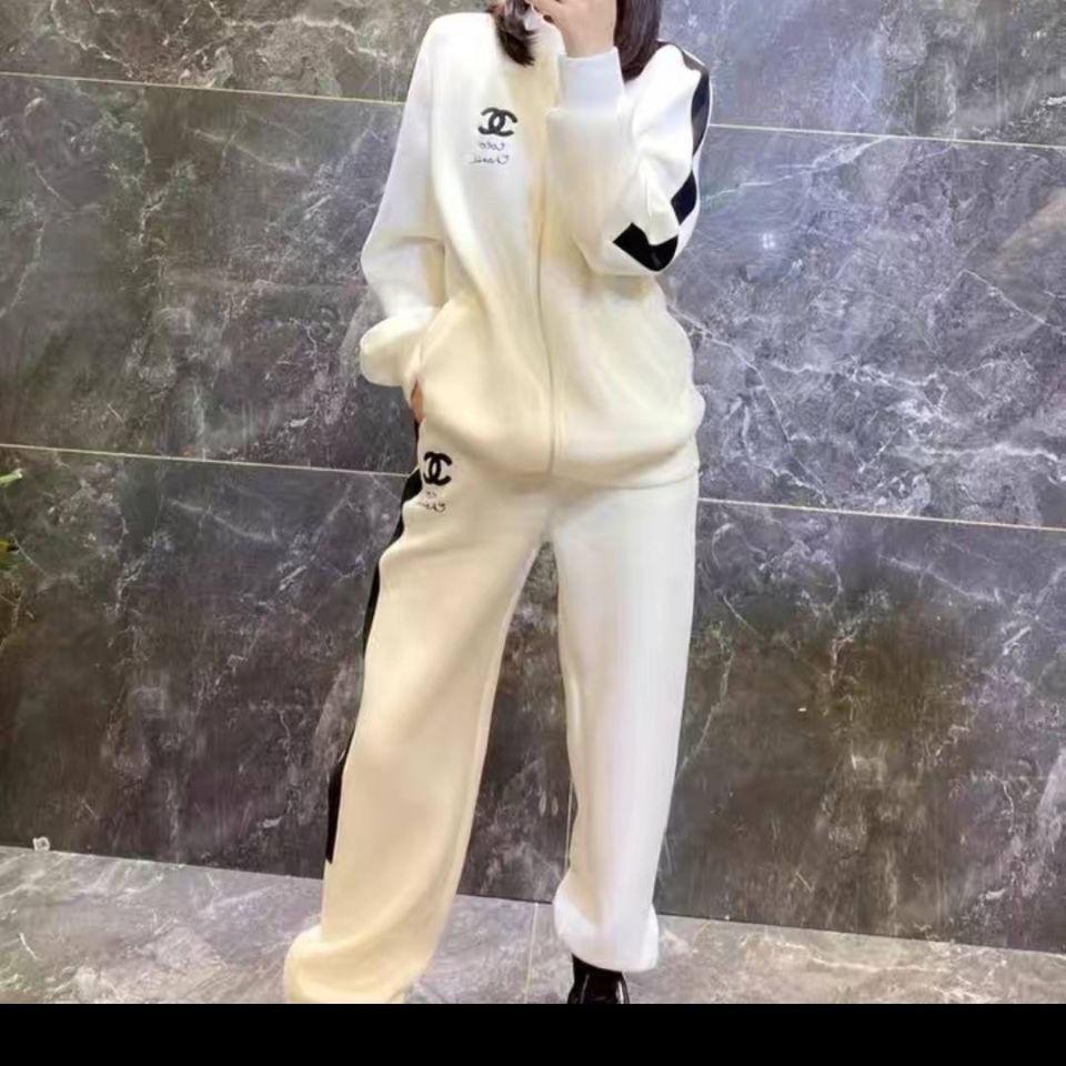 Trendy Sports and Leisure Two-piece Set 0823113001