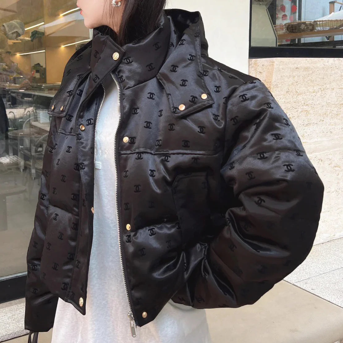 Short hooded down jacket 1024102902