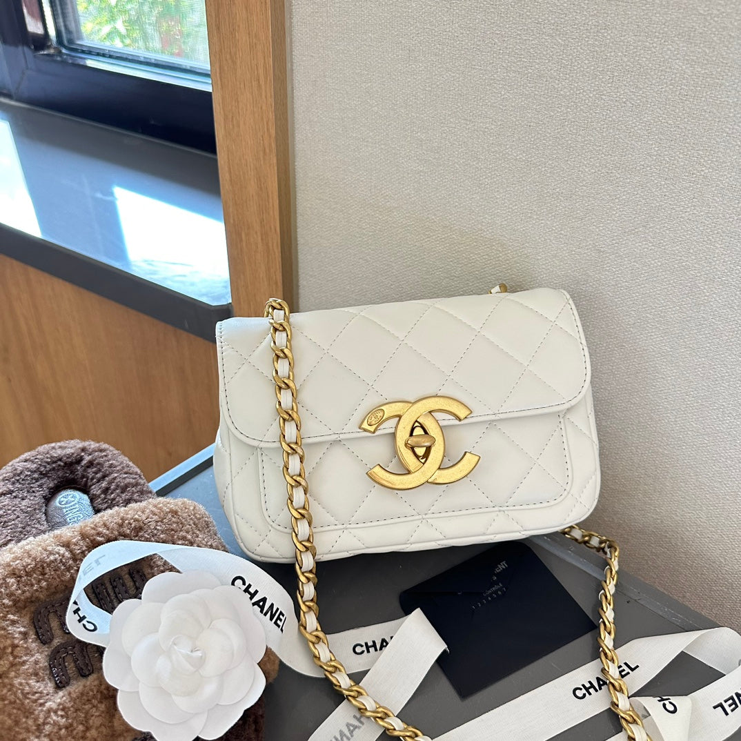 CNL New big logo diamond square fat bag 0724082603