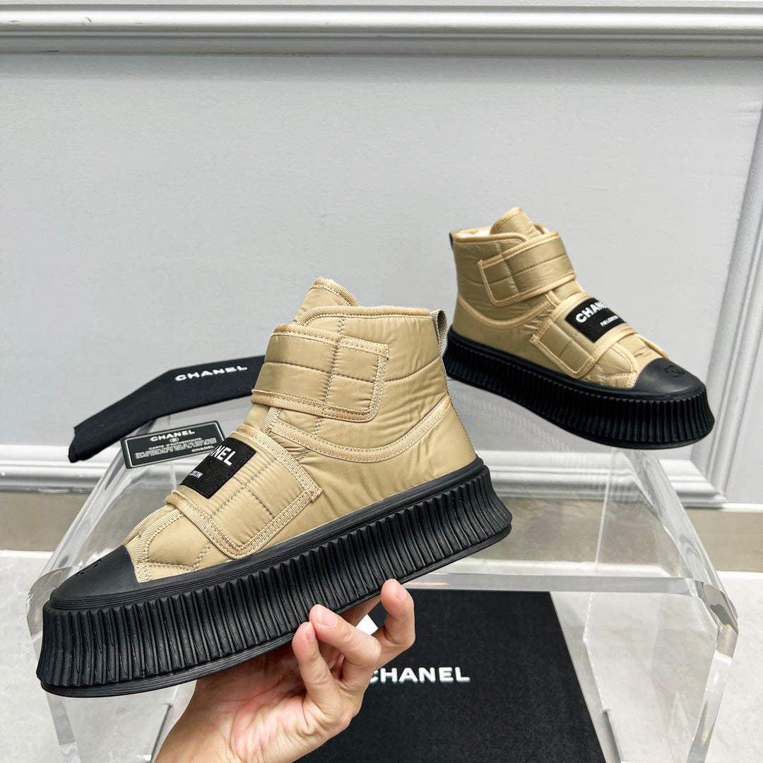 CNL casual sports style bread shoes 0724110506