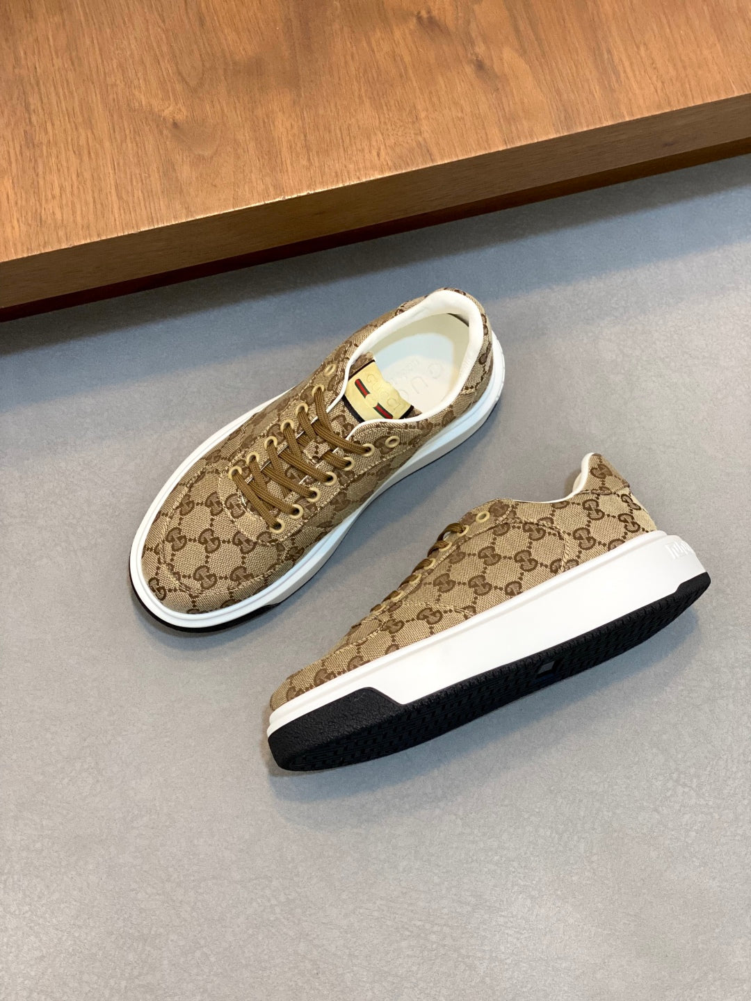 GG's new fashionable printed sports shoes 0725061614