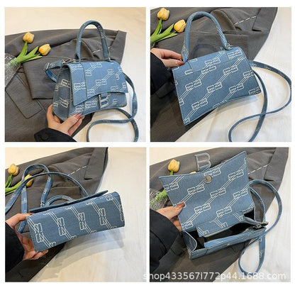 New Fashion Shoulder Bag Retro All-match Portable Small Square Bag 1024041616