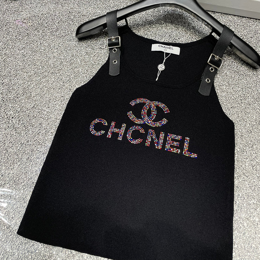 New fashion and versatile personalized leather patchwork vest 1024052405