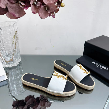 New fashionable and versatile casual sandals 0724030509