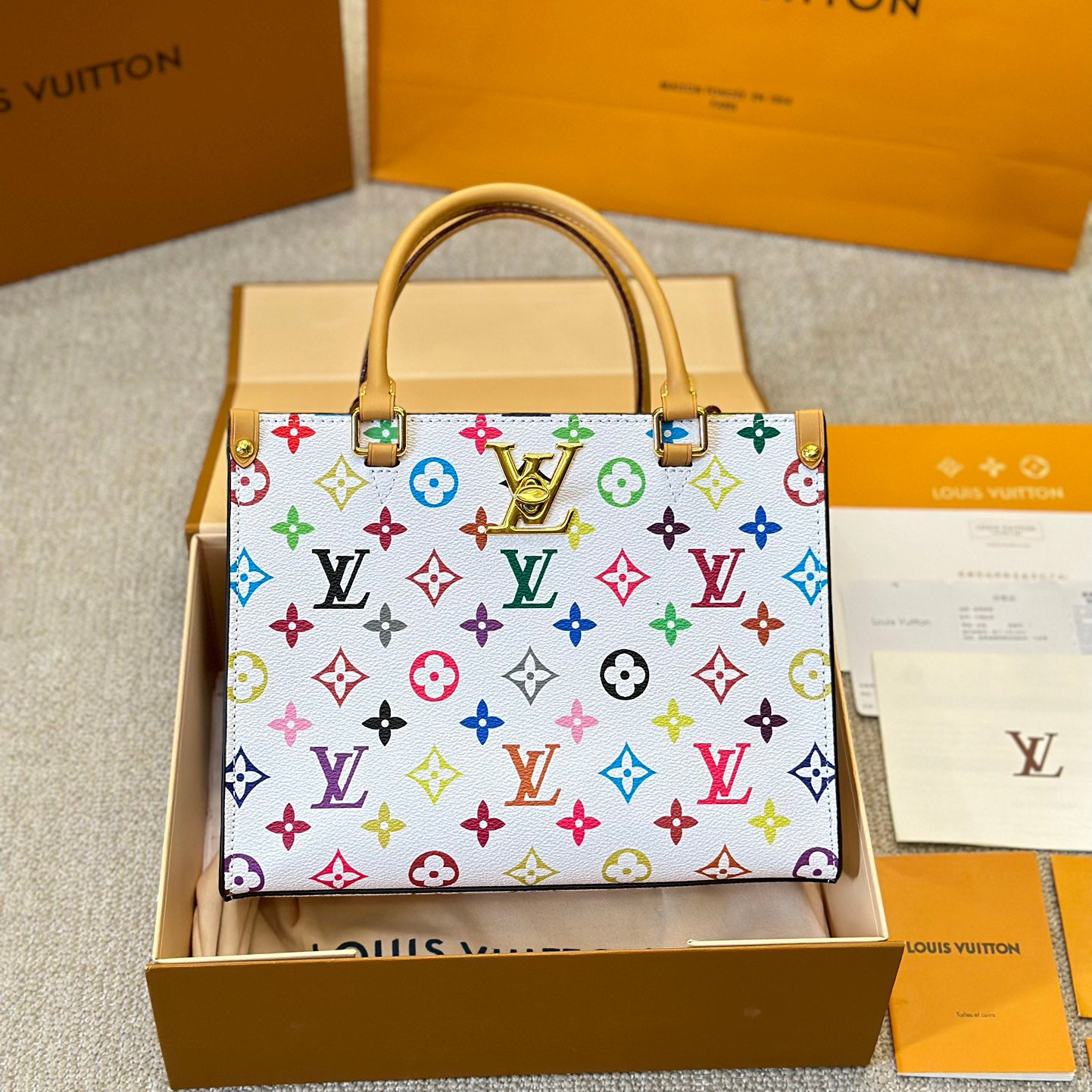 V white fashion print LOCK & GO bag 0724061306