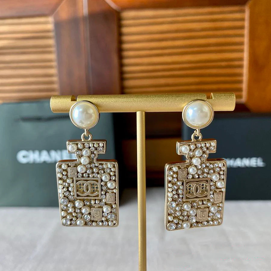 CHA Gold Pear Perfume Bottle Dangle Earrings 1025012222