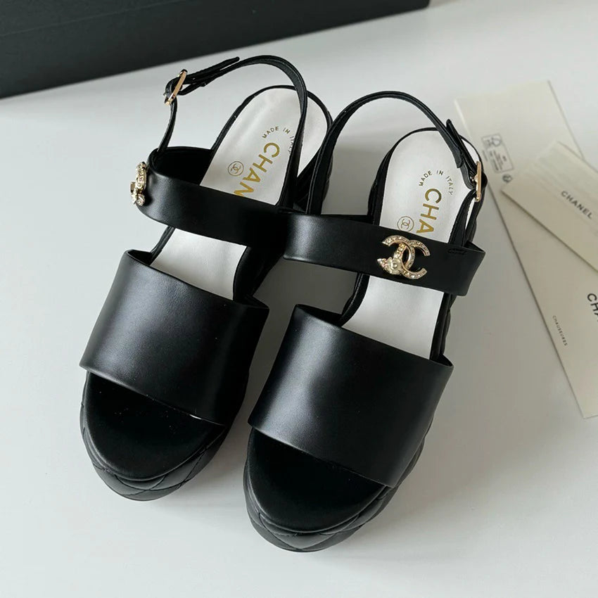 Fashion and versatile thick sole sandals 1024052322