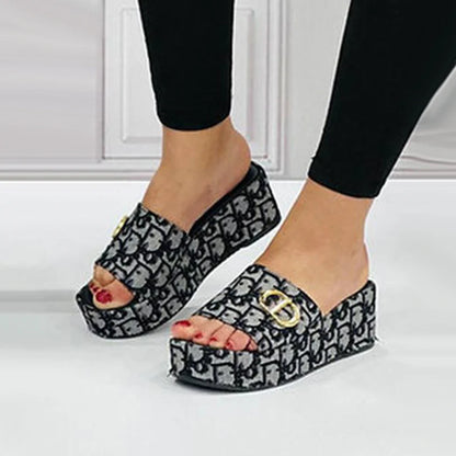 Classic vintage thick sole sandals 1024061826