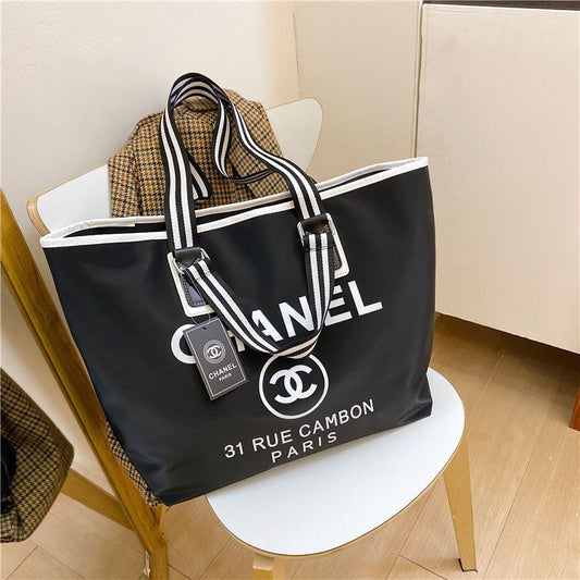 Fashion Versatile Letter Casual Handbag PD10042704