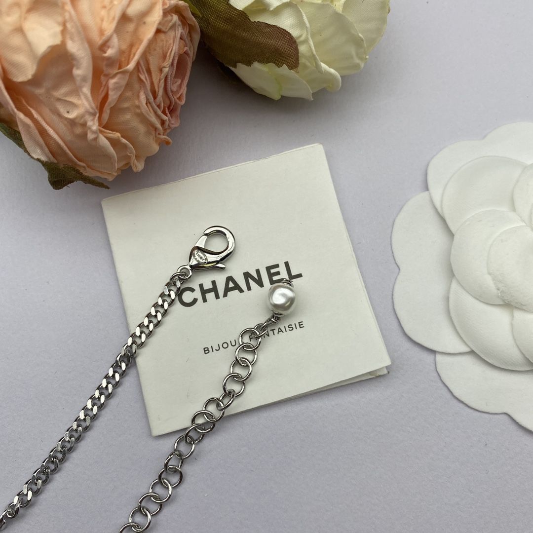 Premium Double C Letter Necklace 0823112207