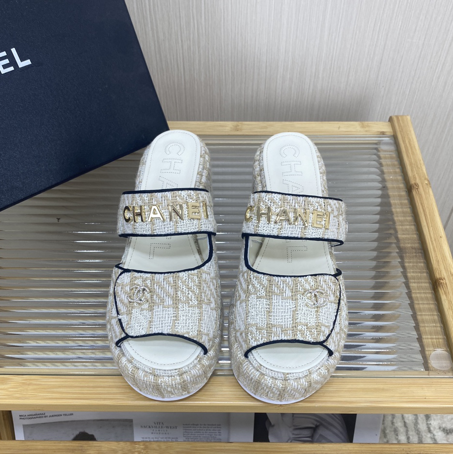 New style platform slippers XC07053108