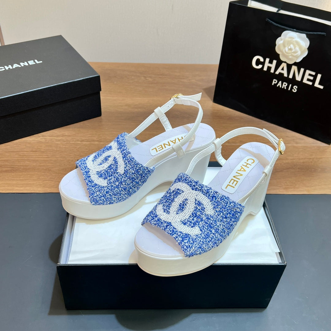 CNL thick-soled colorblock high-heeled sandals 0724042702