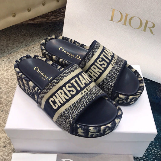 D High Quality Printed Embroidered Slippers 0724061403