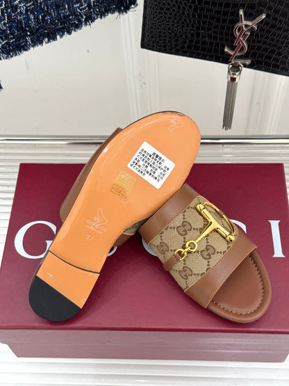 GG fashion 25 new slippers 0725043001