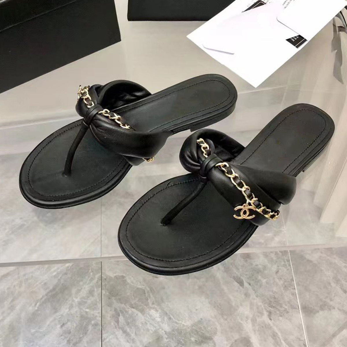 New stylish and minimalist sandals PD10041008