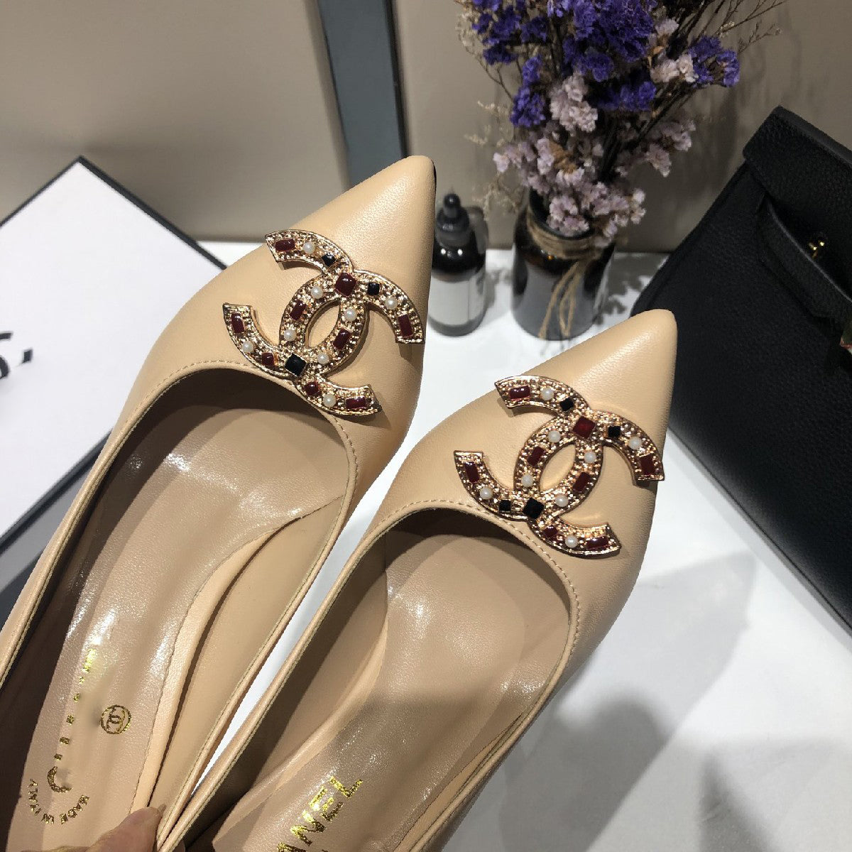 Fashion Pointed Sandals