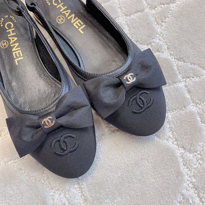 The latest catwalk style bow half package flat sandals 1824041601