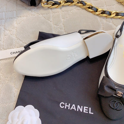 The latest catwalk style bow half package flat sandals 1824041601