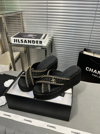 23 Ladies Fashion Luxury slipper and flip-flop S010