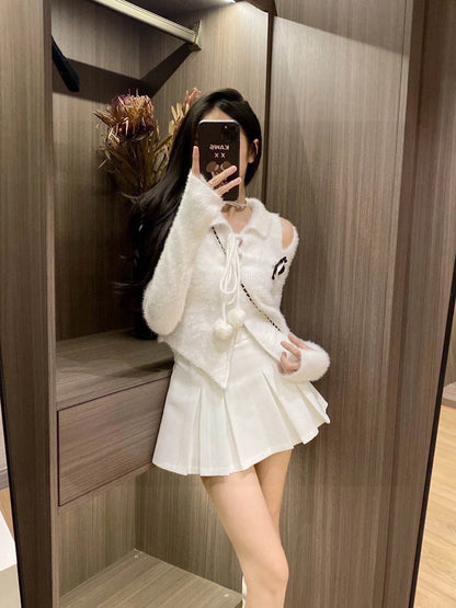 CHA Camellia Mink Fur Ball Strap Sweater 0724012303