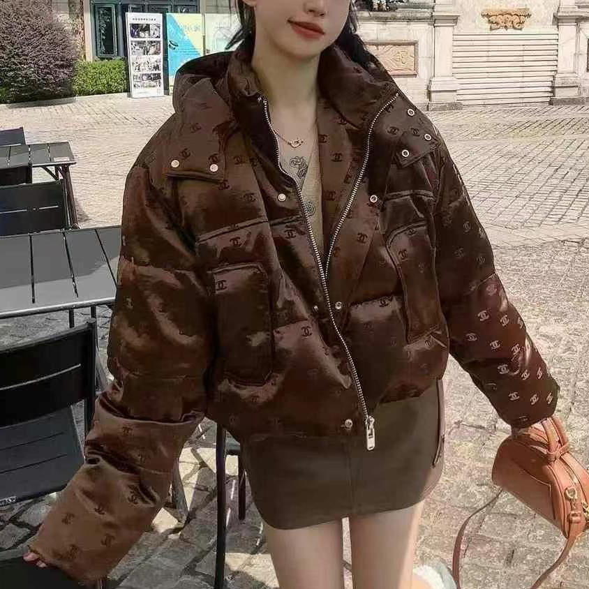 Short hooded down jacket 1024102902