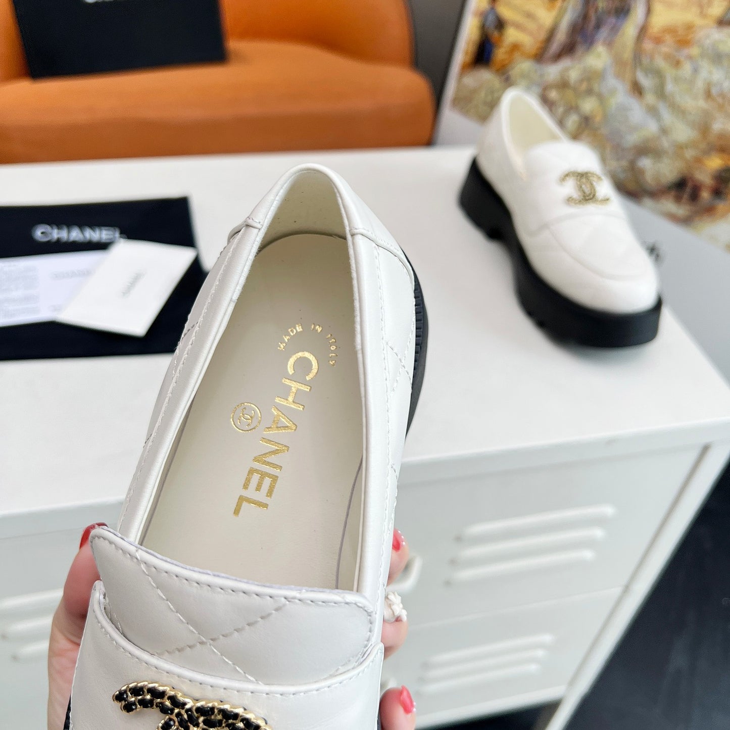 CH Thick-soled Retro Fashion Women's Shoes fb04240909029