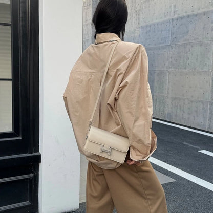 New Fashion Chain Underarm Bag Shoulder Small Square Bag 1024032025