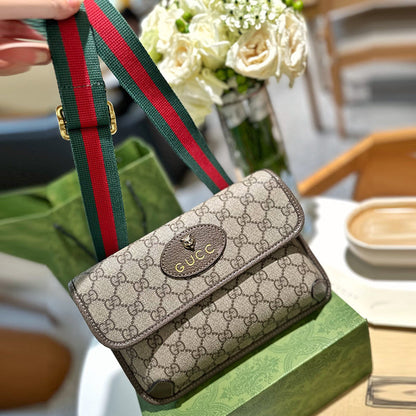 Fashion new messenger bag CWT1023080109