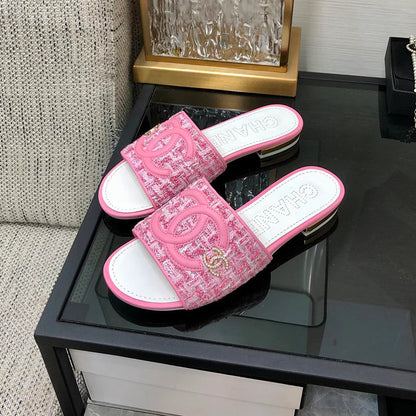 Luxurious new shoes sandals 1024052416