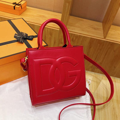 New Fashion Versatile Handbug 1023121903