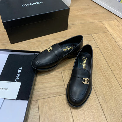 Classic Colour Block Double C Loafers 1024122402