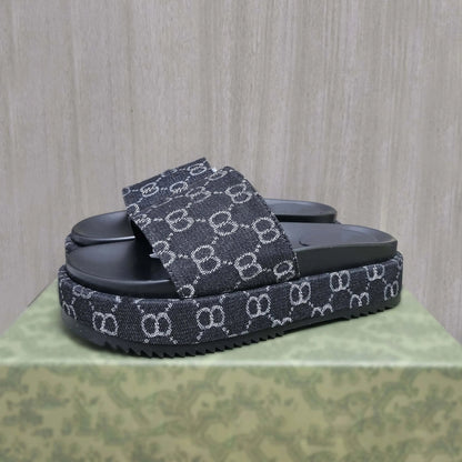 Fashion Sandals slippers Luxury 1025073104