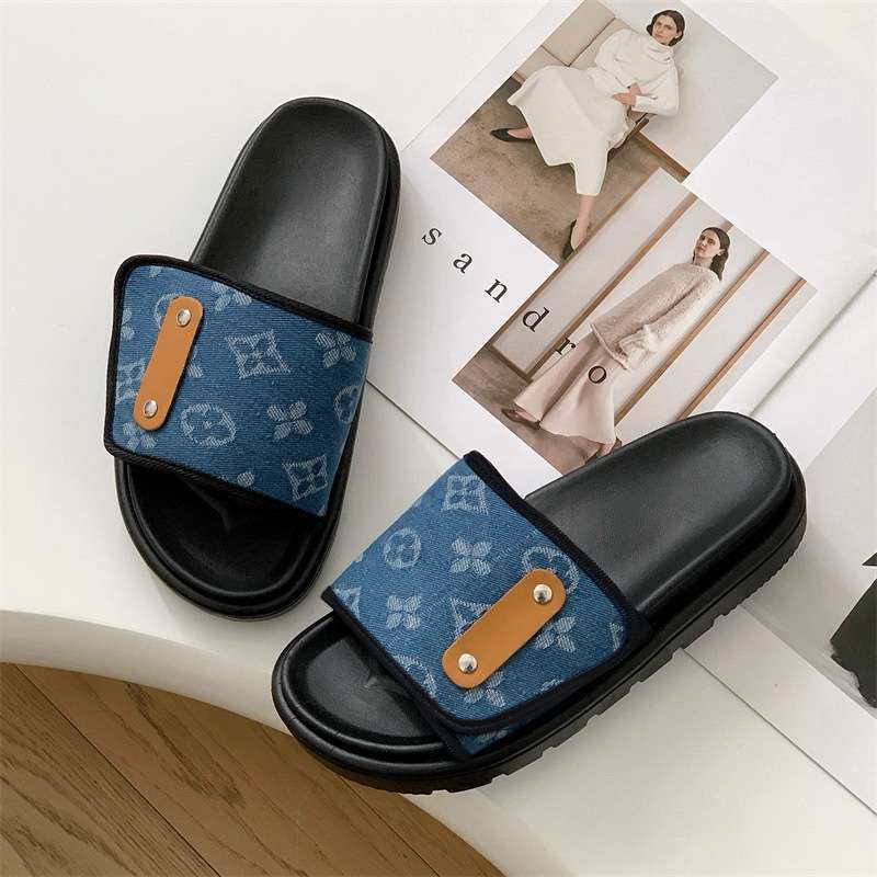 New thick-soled magic slippers for summer 2025080112