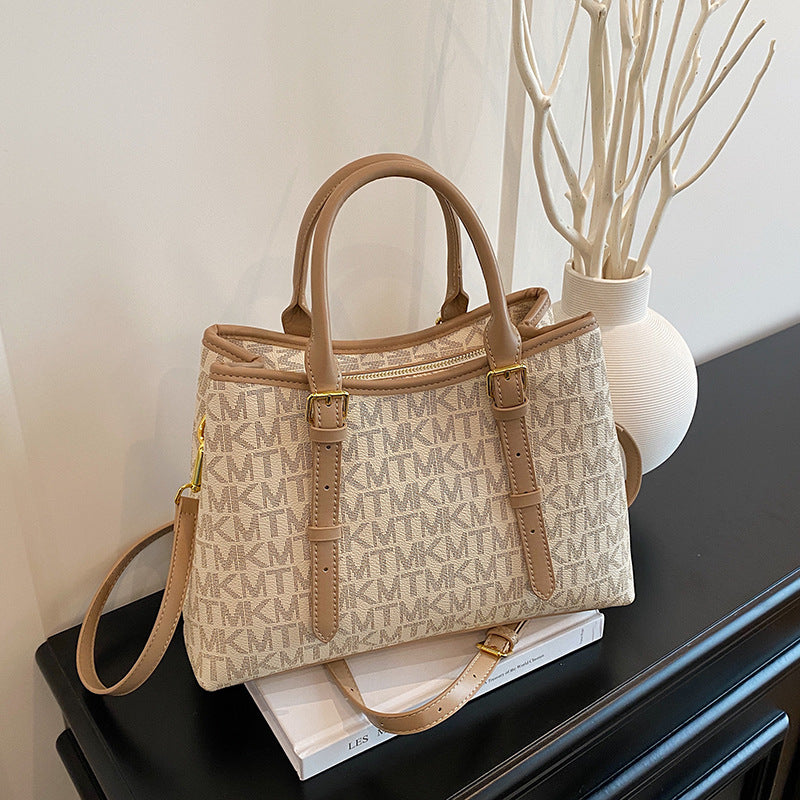 Retro single-shoulder crossbody bag 2025080801