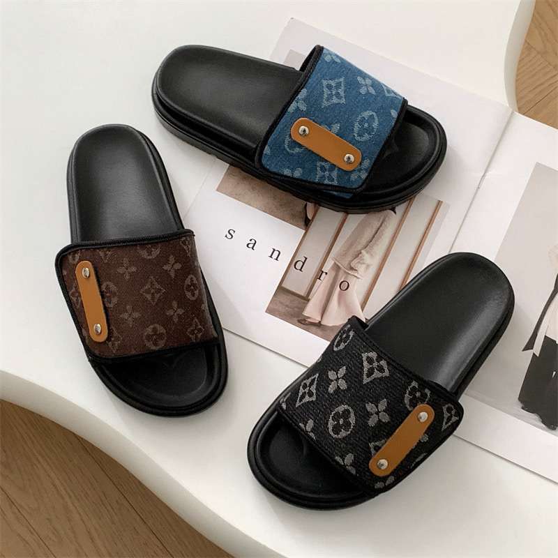 New thick-soled magic slippers for summer 2025080112