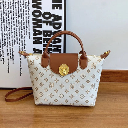 Fashionable and retro floral crossbody bag 2025073114