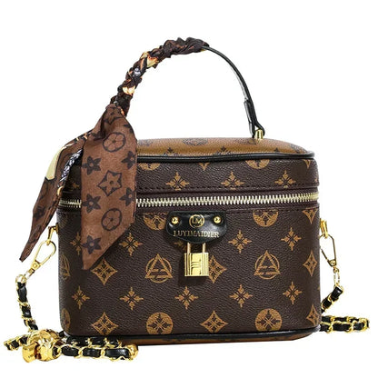 A retro printed bag for girls 2025073110