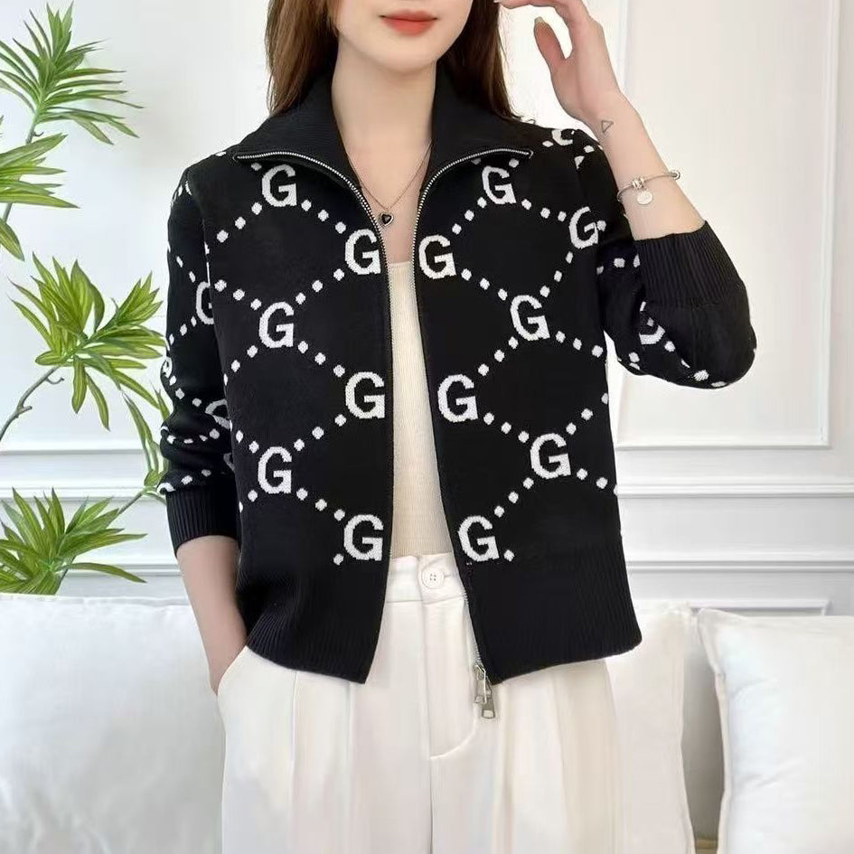 Stand-Up Collar Jacquard Letter G Knit Sweater 1025090302