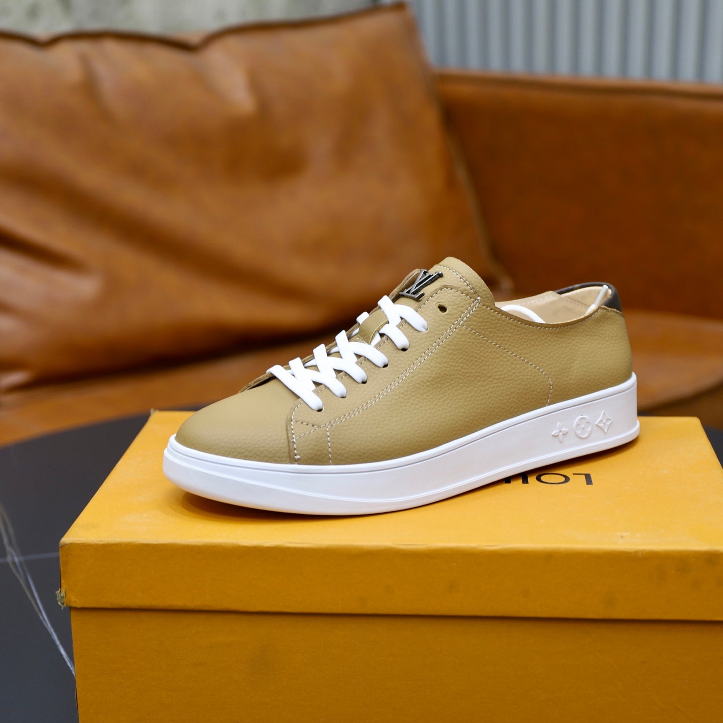 Lvv cowhide casual sports sneakers 0724091603
