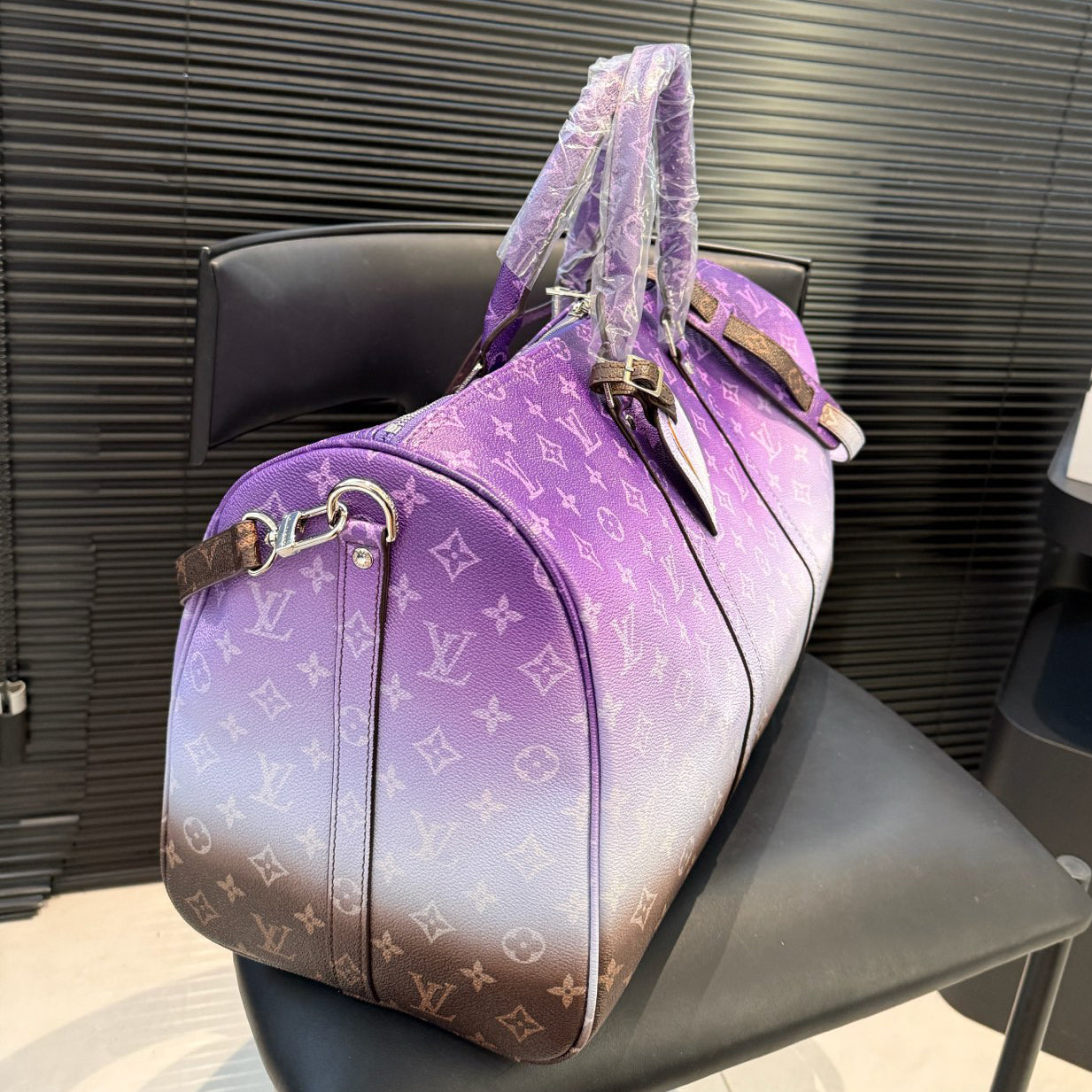 L Travel bag 1025092214