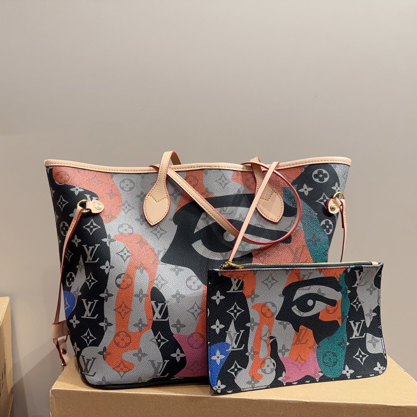 L Neverfull Shopping Tote 1025092403