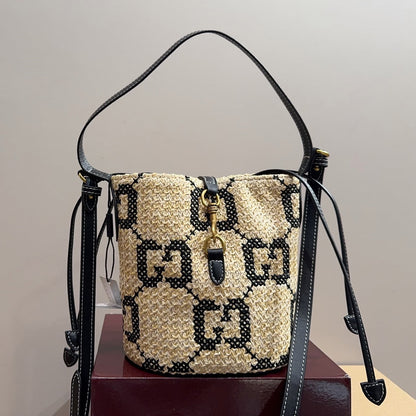 G Straw-Woven Logo Bucket Bag 1025092404