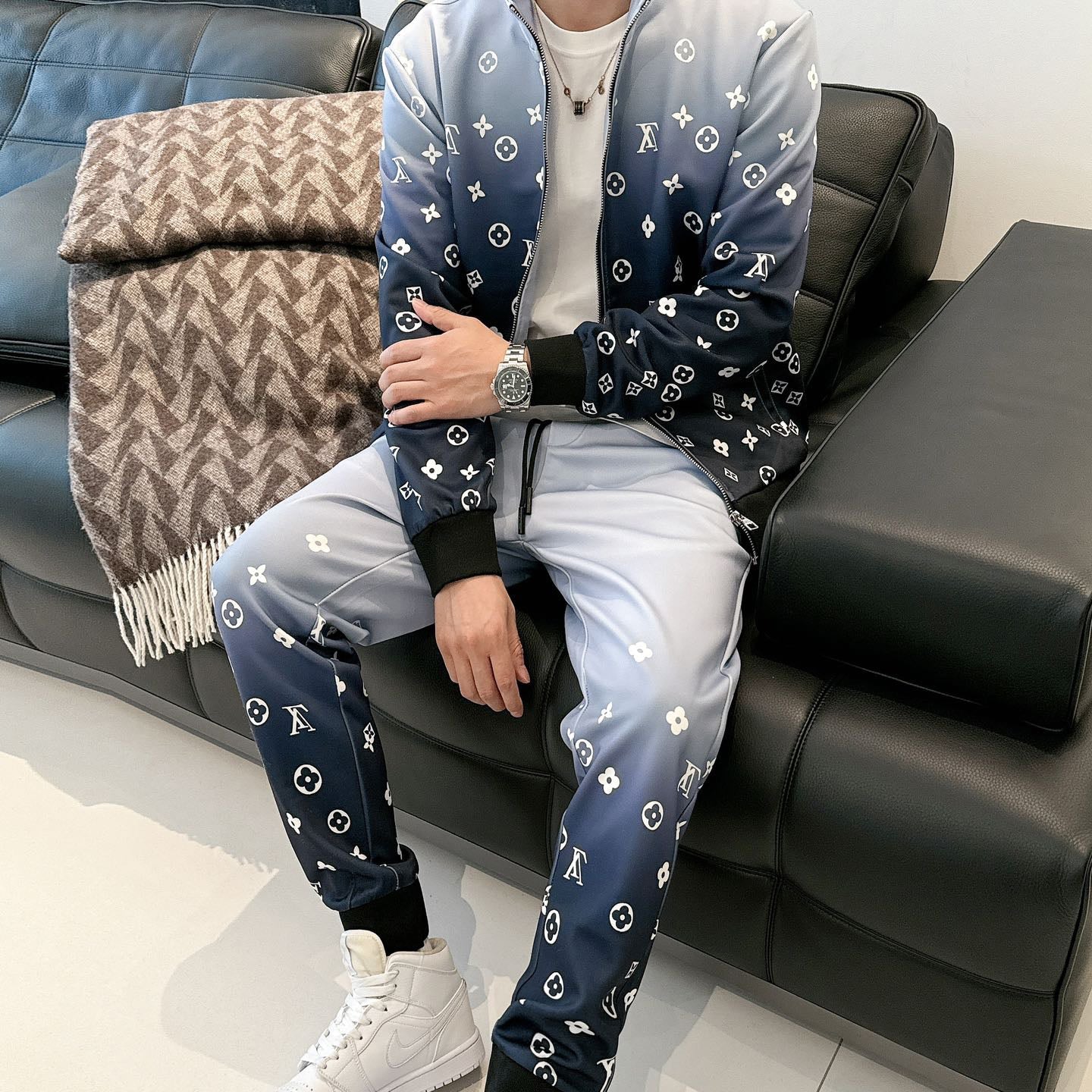 Fashionable Zipper Cardigan Set 1025092408